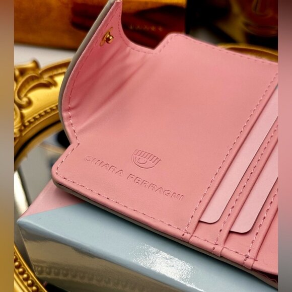 🆕 CHIARA FERRAGNI 🧿 BNIB Range A Eyelike Bifold Wallet, Grey - Picture 7 of 16